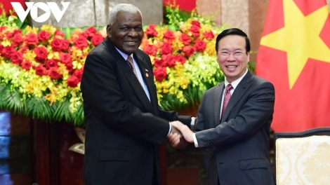 Chủ tịch Quốc hội Chính quyền Nhân dân cộng hoà Cuba lưm Việt Nam