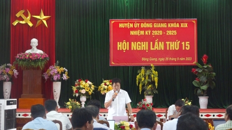 Huyện ủy Đông Giang (Quảng Nam) bhrợ têng Nghị quyết pa dưr chr’năp văn hóa pa têệt lâng bhrợ pa dưr du lịch