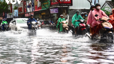 Zr’lụ Trung Bộ, Tây Nguyên lâng Nam Bộ lêy cha mêết zêl cha groong lâng boo ngân