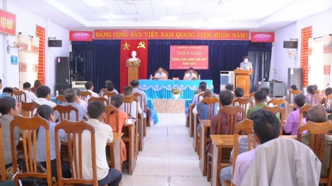 Bh’cộ chr’hoong Phước Sơn (Quảng Nam) ta mêệng xơợng boop p’rá đha nuôr ooy bhrợ pa dưr vel bhươl t’mêê