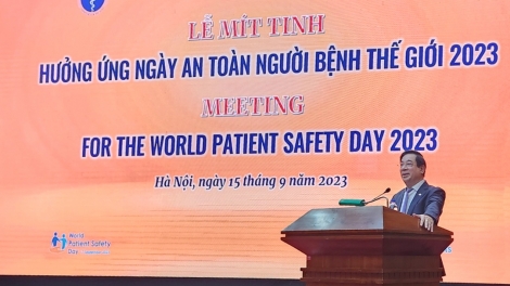 Mít tinh ting xay bhrợ T’ngay liêm crêê ha manuyh jeh k’ăy coh bha lang k’tiếc (17/9)