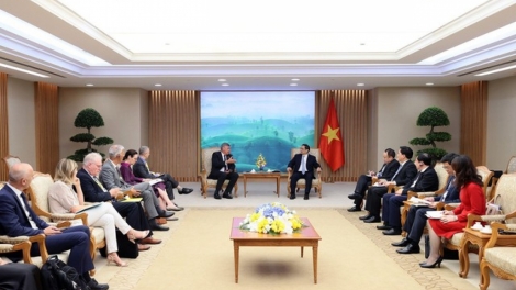 Pôa Phạm Minh Chính, Ngế pro xiâm hnê ngăn chin phuh tơdah Ngế xiâm  pơkuâ kơpong Flanders, kong têa Bỉ