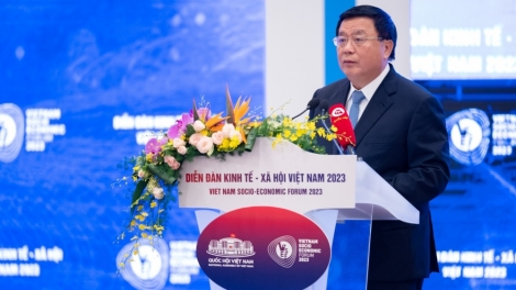 T’bhlâng t’vaih c’rơ coh m’pâng, bhrợ t’vaih c’rơ đoọng ha râu pa dưr lâng ha dưr nhâm mâng 