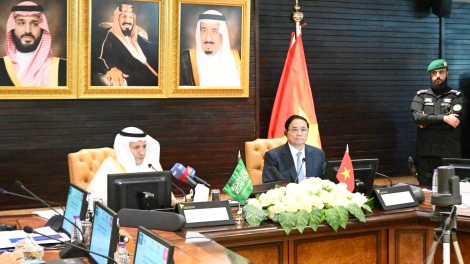 Pôa Phạm Minh Chính, Ngế pro xiâm hnê ngăn tơnêi têa veăng hôp Khu mơdró Việt Nam  Nam - Saudi Arabia