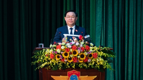 Ƀok Kơdră Kuôk hô̆i Vương Đình Huệ vang truh pơm Lêh tơbăt  60 sơnăm năr joăt joe Khŭl linh tơblăh tang găn gre păr  