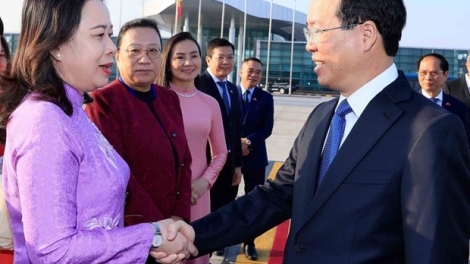 ពត៌មាន ម៉ោង​ ៦