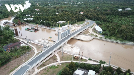 ពត៌មាន ម៉ោង ១៥