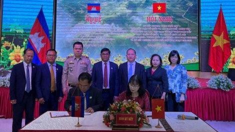 Gia Lai leh anăn  Ratanakiri (Campuchia) lŏ dơ̆ng hyuă kjăp hĭn klei bi hgŭm 