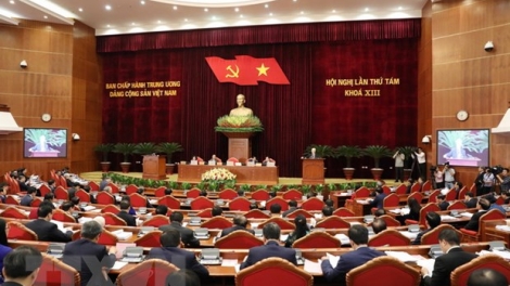 Ơi Lê Hoài Trung ngă ding kơna gum bruă git gai Ping gah dêh čar tal 13