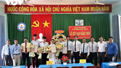Quảng Ngãi k’rang pa dưr đảng viên coh trường học