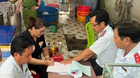 ពត៌មាន ម៉ោង ១៥