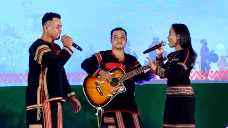 Pơrlòng đơs pơnđik, nhơl đờng goòng kòn cau, ơruh pơnu Dăk Lăk sơlơ kờñ niam chài kòn cau he dê