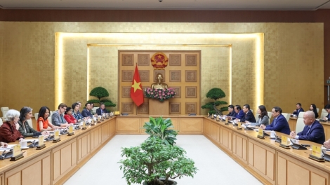 Khua knŭk kna Phạm Minh Chính drông Pô kriê dlăng bruă mơ̆ng Êpul hgŭm lu ala čar 