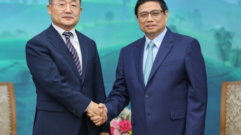 Pôa Phạm Minh Chính, Ngế pro xiâm hnê ngăn tơnêi têa tơdah pôa Ji Rong Rip, Kăn phŏ hnê ngăn, Kăn xiâm pơkuâ lâp plâi tơnêi dêi Grup pơkuâ kŏng ngê̆ Amkor