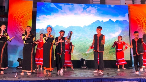 Gơnoar broă bơh cau ùr jơi bơtiàn dồ êt nă cau dê tàm càr Bình Thuận