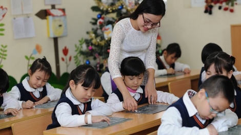 Xa nay pa choom t’mêê ooy bh’rợ tr’nêng lâng đợ giáo viên tiểu học