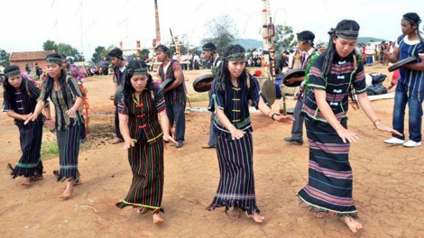 Chim Bhĭ bay về cội nguồn