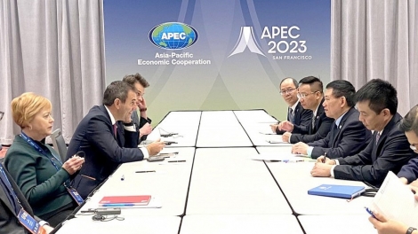 Ƀok Kơdră Hồ Đức Phớc bơ̆ jang hăm dôm Kơdră tơm vei lăng jên hu tơ̆ Hop akŏm APEC 2023