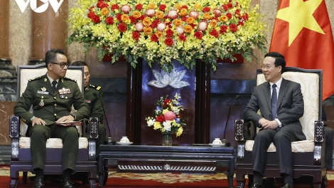 Khua mir sir Võ Văn Thưởng tŭ jum Kơ-iăng khua dêh čar, Khua ding jum ling tơhan dêh čar Kur 