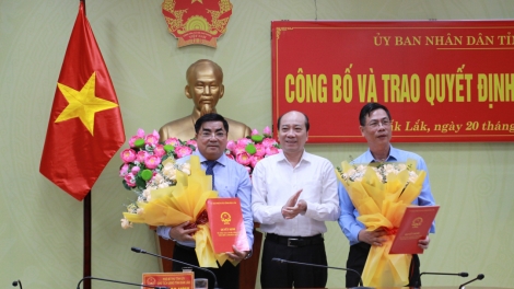 Dak lăk brơi Khua gơnong bruă Man pơphô hăng Tuh pơ alin ngă Khua pel ĕp kơđi tơlơi tơring čar