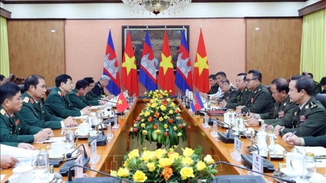 Khua phŭn bruă lĭng kahan Campuchia klă klơ̆ng hriê čuă Việt Nam 