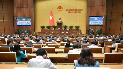 Kăl đei trong jang hơmet pơ-‘lơ̆ng keh đang rim tơdrong tơkêng xek tơlang ưh kơ kĕ kơđang đunh đai