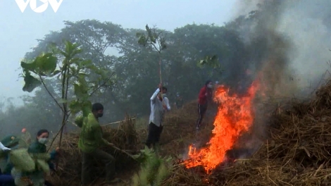 BẮC KẠN TẢNG LÀN FẦY MẨY ĐÔNG CHANG BẠI VẰN FẠ LẸNG