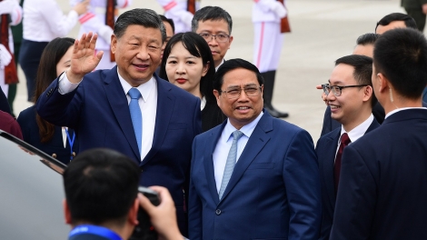 Khua gĭt gai Đảng Nguyễn Phú Trọng gĭt gai knăm drông khua gĭt gai China tập Cận Bình 