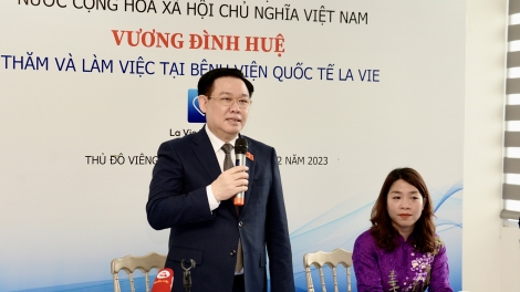 Kruanh Quốc hội Vương Đình Huệ khâl Ngih dak si Quốc tế La Vie ta Lào