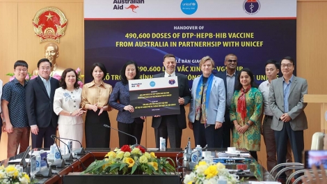 JAIK 500.000 MBANG VACCINE 5 DALAM 1 HU MAI TAL VIỆT NAM