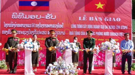 Jao ntŭk gŭ kan 541 ân N’gâng kan rđau tahen n’gor Attapư, Lào