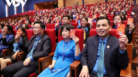 Pr’lứch Đại hội 13 Công đoàn Việt Nam