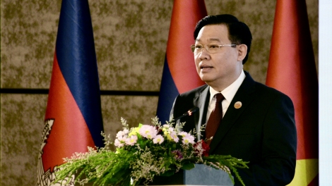 Khua git gai pơ ala mơnuih ƀôn sang Vương Đình Huệ pơhiăp ƀơi mông Jơnum khua pơ ala mơnuih ƀôn sang klâo boh dêh čar Kur - Lao - Việt Nam