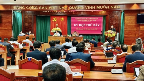 Dak Lak hrŏ prăk hrui wĭt knŭk kna êbeh 2000 êklai prăk 