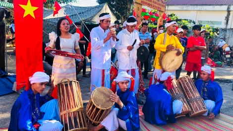 PABAK  PREN KHANG KA DOM ILAMO SIAM GHEIH MENG KAN DI BHAP BANI BANGSA TAKIK BÌNH THUẬN