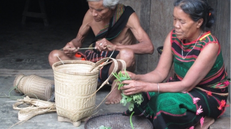 Ur sai ndrô ranh (Tình vợ chồng già)