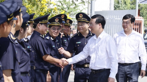 Kơdră teh đak Võ Văn Thưởng hmach thơ thou Têt ăn kon pơlei păng 1,2 khul jang kơpal tơ̆ Đồng Tháp