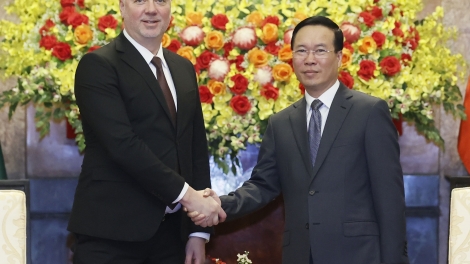 Khua lăn čar Võ Văn Thưởng drông Khua bruă kƀĭn ala Bulgaria