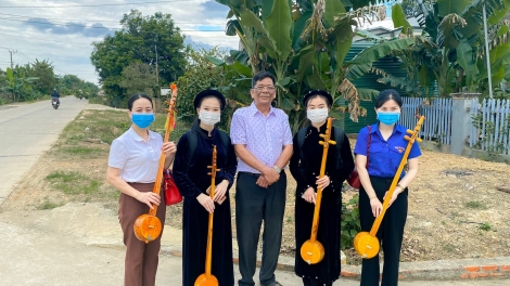 Ngế ki ‘mâi mơnhông rơngê, ting ting Tày a pơlê nếo Dak Nông