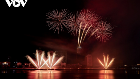 ĐÀ NẴNG BHRỢ CỚ BHIỆC BHAN PHÁO PÔ 2024 ĐOỌNG PA DƯR DU LỊCH