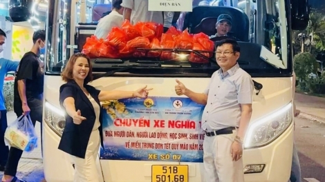 LÊY RA PĂ ĐOỌNG 15 - 20 G’LÚH XE ÂNG ĐƠƠNG MANỨIH QUẢNG NAM, QUẢNG NGÃI CHÔ OOY VEL ĐÔNG CHA TẾT