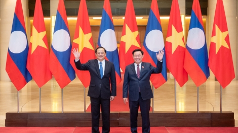 Khua git gai wai lăng pơ ala mơnuih ƀôn sang dêh čar ta Vương Đình Huệ bơkơtuai hăng Khua dêh čar Lao Sonexay Siphanhdone 