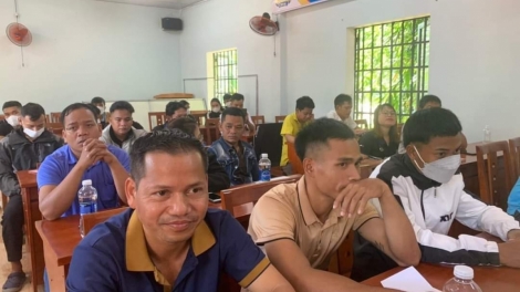 Pr’đơợ bhrợ bhiệc đoọng ha đha đhâm c’moor manứih acoon cóh tỉnh Quảng Nam