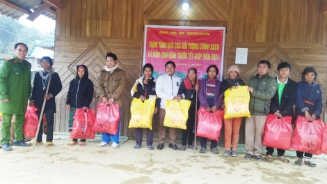 Đơơng Tết chô lâng đhanuôr ca noong k’tiếc Quảng Nam