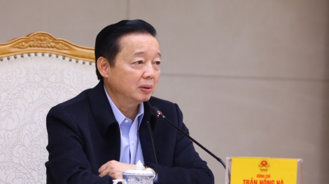 Groi Thủ tướng Trần Hồng Hà ƀư tơm rơh hop Ban rđău đă tâm rgop âk n’gâng kan mpeh đăp mpăn kloh uĕh ndơ sa