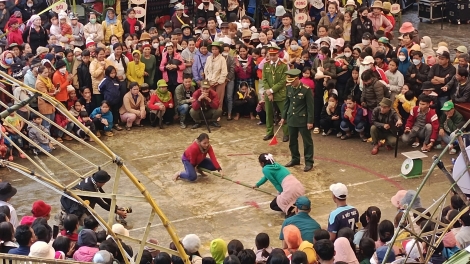Ha pruốt biên phòng ngăn loom đhanuôr coh c’noong k’tiếc