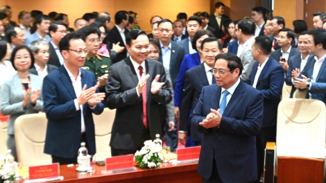 Khua knŭk kna Phạm Minh Chính nao hlăm klei kƀĭn trông ksiêm wĭt Bruă Knơ̆ng prăk 