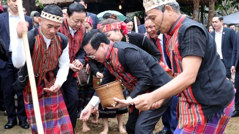 Khua lăn čar Võ Văn Thưởng nao hlăm Knăm mơak yan mnga hlăm grăp čar kwar 