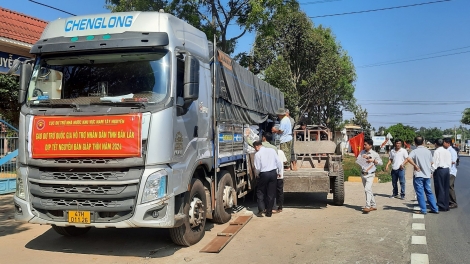 Mờr 1 rơbô tấn phe bơh Cíñ phủ geh tus mờ ală hìu gơtìp kal ke tàm càr Dăk Lăk di tàm Satềp 2024