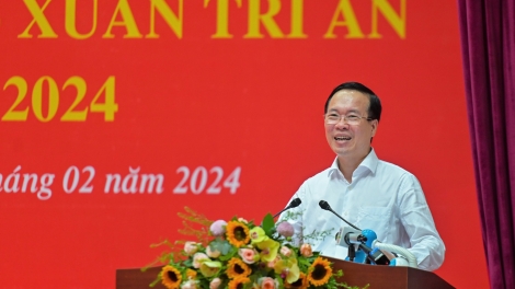 Rơkong rơkâu Têt Giáp Thìn 2024 dêi Kăn xiâm hnê ngăn tơnêi têa Võ Văn Thưởng